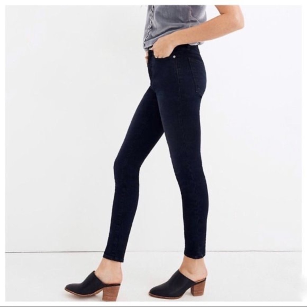Madewell 10” High Rise Skinny 24